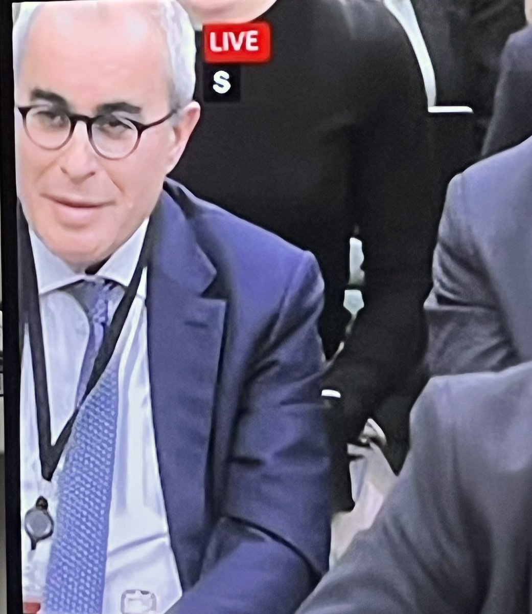 annie_byniaeth's tweet photo. This guy... I'd like to slap his supercilious face. #Pannick #partygateenquiry https://t.co/FdG75r0biZ