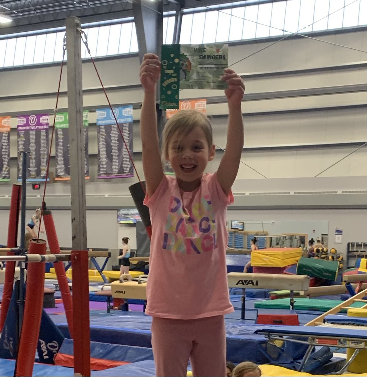 nielsonTSN1260's tweet photo. Elizabeth wrapping up another year of gymnastics, has a ton of fun! #TheMuzz https://t.co/U1gZgL1nbF