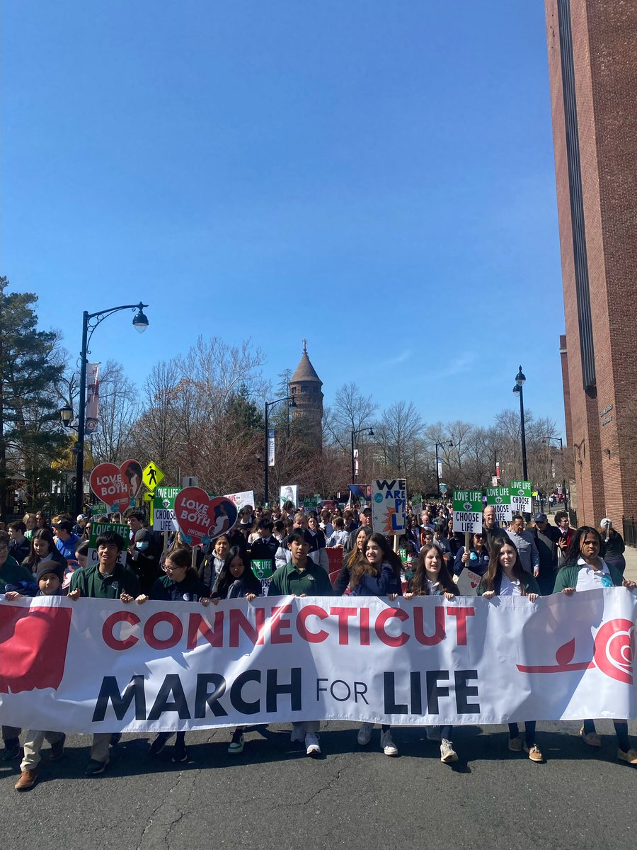 March_for_Life's tweet photo. Today is a beautiful day to defend life at the #CTMarchForLife! https://t.co/U68gpvbu1B