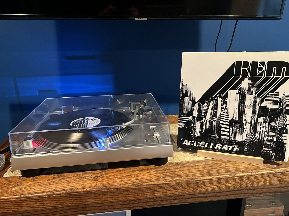 The lost (and last?) great REM record. Front to back, it's filled with everything that made the band one of the best. Side A with Living Well, Man - Sized Wreath and (top 10 REM song for me) Supernatural Superserious just RIPS