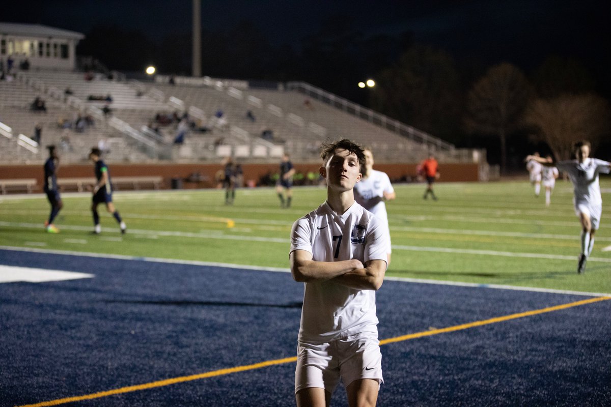 SayleTommy's tweet photo. TITANIC goal from @GavinEgan7! @CloverSoccer @RodRuth1 @BlueEagleAD @coachwoolbright https://t.co/Z0BajIFLQ2