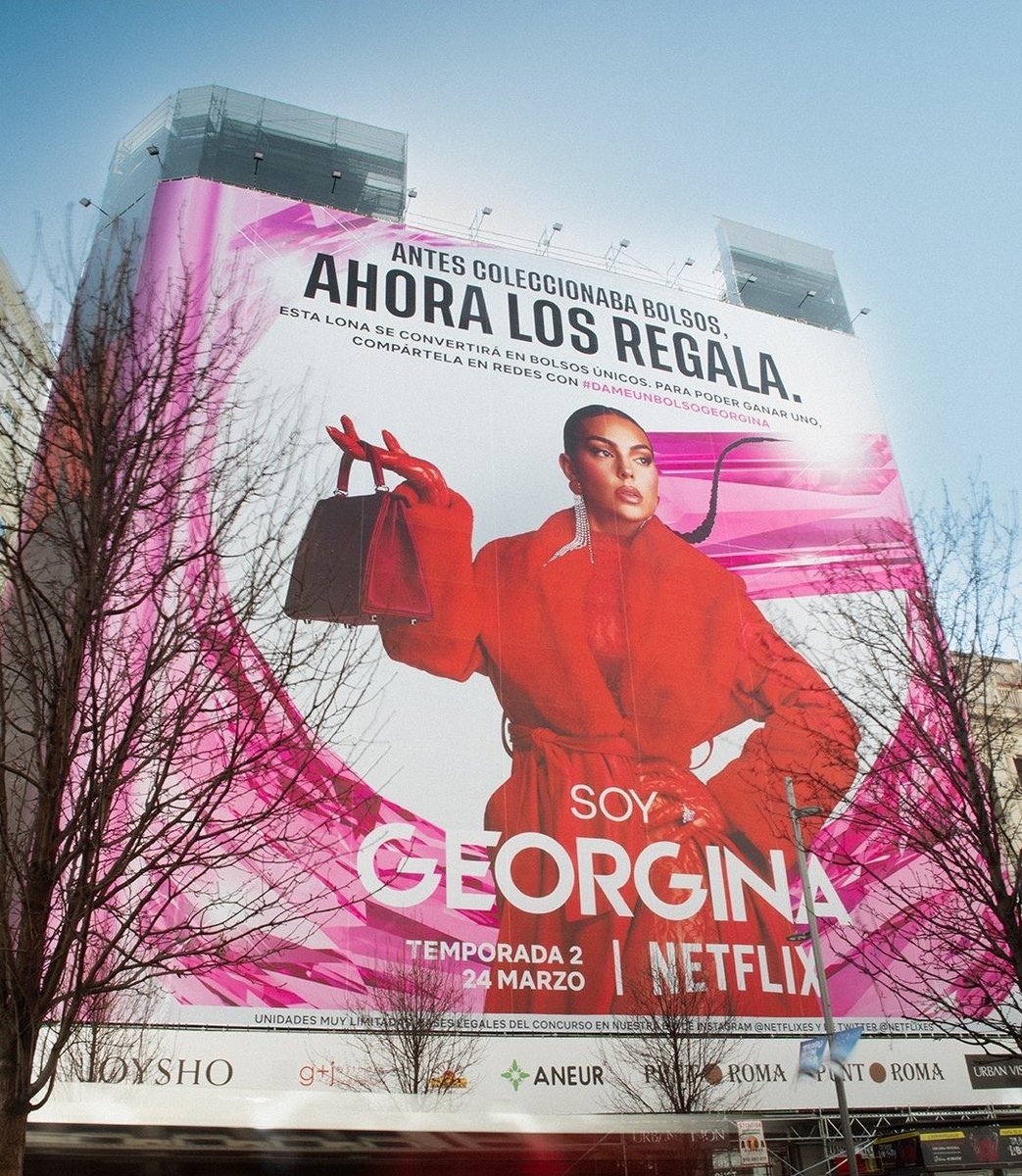 LiMtu's tweet photo. La imagen no es mía, es de otro usuario de twitter pero… no quiero perder la oportunidad de ganar un bolso único por no vivir en Madrid! Yo también quiero pasear por mi pueblo luciendo nuevo bolso! @NetflixES #DameUnBolsoGeorgina https://t.co/d5vJj8FT3E