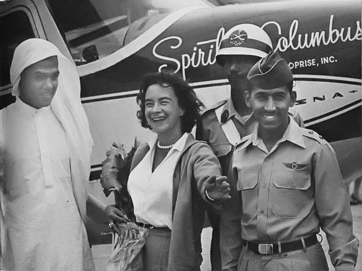 USAS_WW1's tweet image. #AvGeeks #WomensHistoryMonth #GOAT: Jerrie Mock’s epic flight around the world took her across the Atlantic, North Africa, Saudi Arabia, India, SE Asia and the Pacific before she returned to Columbus after 29 days, 11 hours, 29 minutes #OTD April 17, 1964!