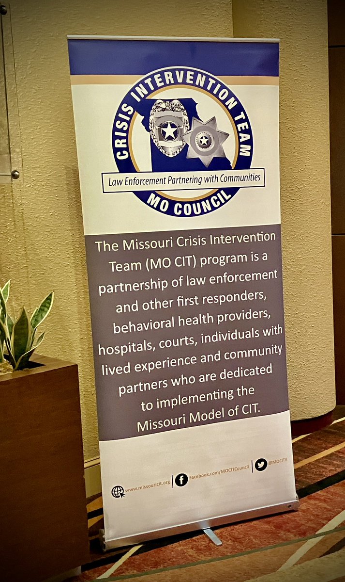 KDighAllen's tweet image. Grateful to attend Missouri’s 9th Annual CIT Conference. When 1 in 25 adults experience a serious mental illness, 1 in 10 adults experience a substance abuse disorder, and 64% of jail inmates have a mental illness, it is vital to collaborate and learn from one another. #MoCIT