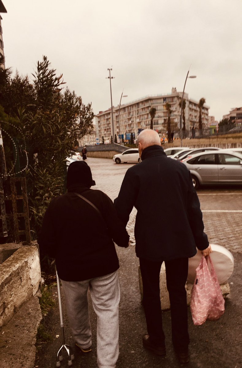 rabianurrss's tweet photo. ✨Şöyle bir Aşk..🤍 https://t.co/Bj4cKiIdOR