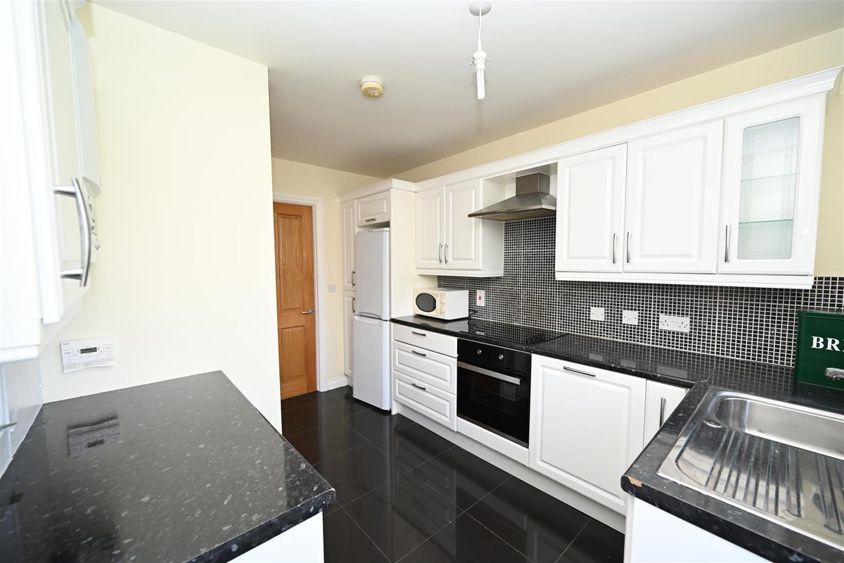 Nicholasresi's tweet photo. 📍 40a Glenholm Park, BT8
🏡 3-Bed Detached House to Rent
💷 £1200pcm. Available Immediately
📞 028 9038 8383
🖥️https://t.co/Vf00swukQ4 https://t.co/C6qj8N9LV6