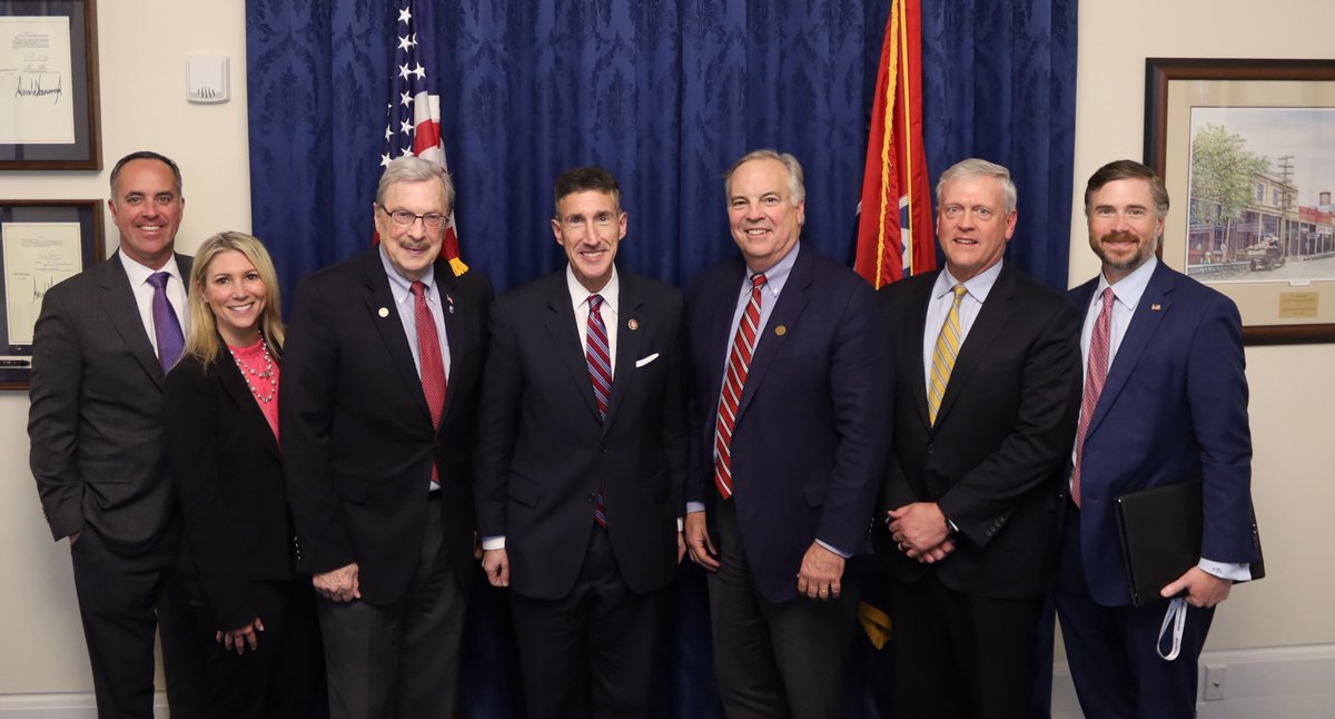 RepDavidKustoff's tweet photo. It was great to meet with @Finseca members, including Russell VanderSteeg and John Phillips from Shelby County, today in my office. Thank you for stopping by to talk with me about your work helping Americans become financially secure and save for retirement. https://t.co/iP0yL7qzkP