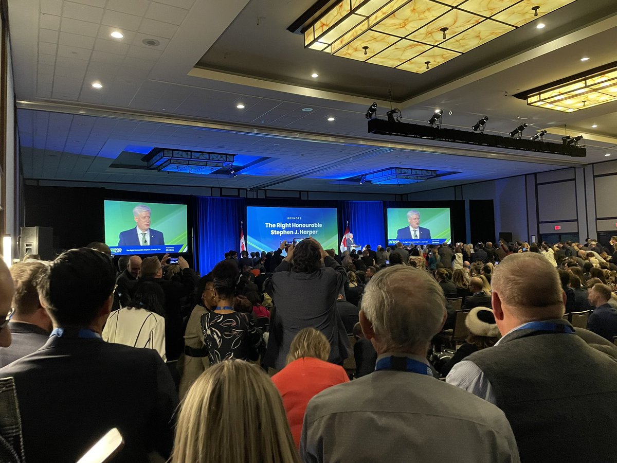 Standing room only for <a href="/stephenharper/">Stephen Harper</a> at <a href="/canstrongfree/">Canada Strong and Free Network</a> in Ottawa! #csfn23