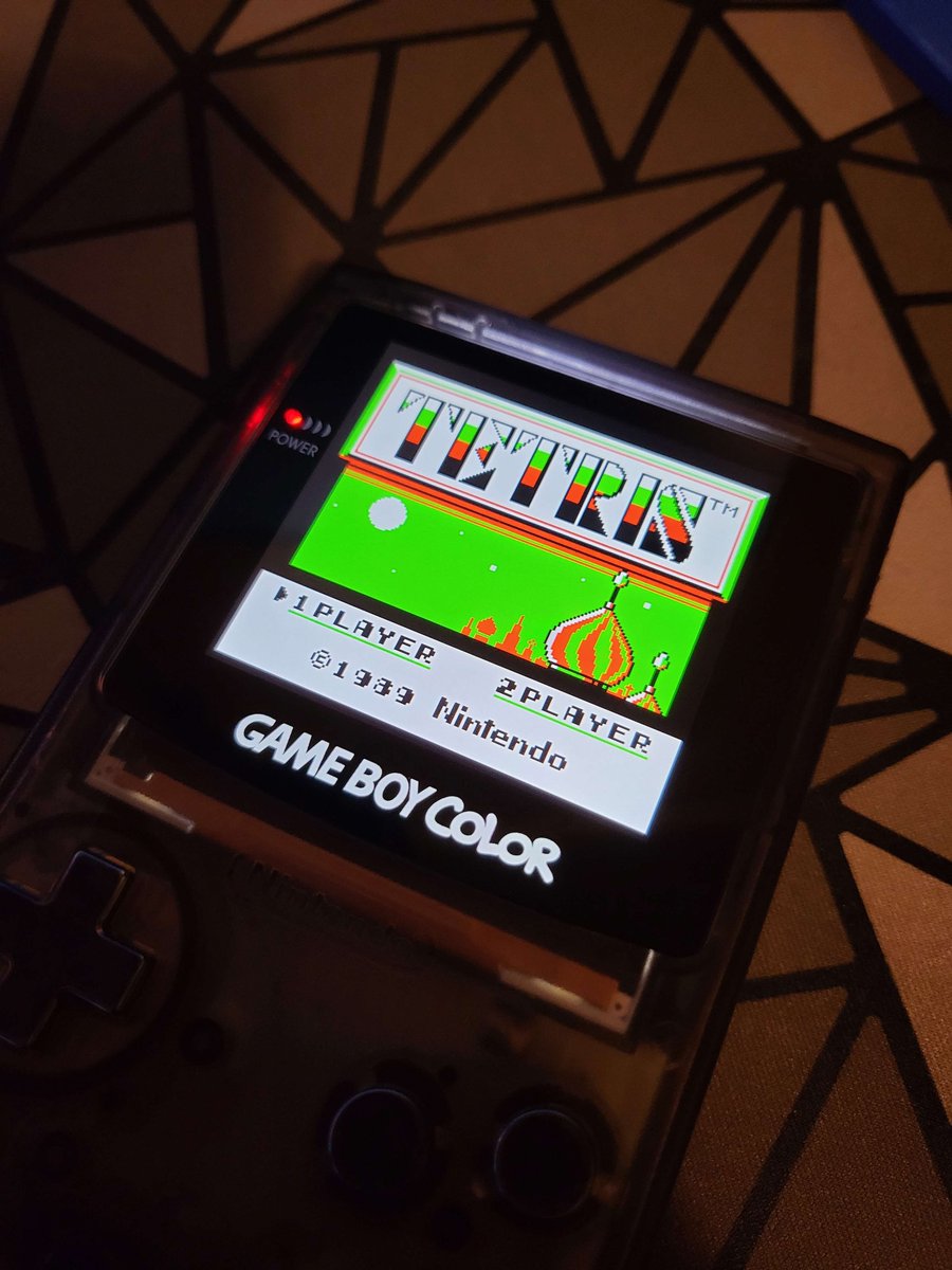 MartinRefseth's tweet photo. I can finally talk about this project that has been going on for a while, an RP2040 based Game Boy Flashcart

The custom cartridge was designed by me, and the Research &amp; Firmware was done by @_0xen

https://t.co/Vsa0lO406Y https://t.co/1XMyR7tpbv