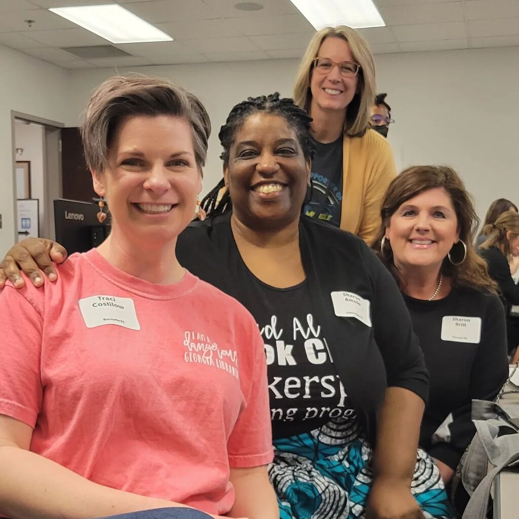 Gwin Oaks Reads tweet media