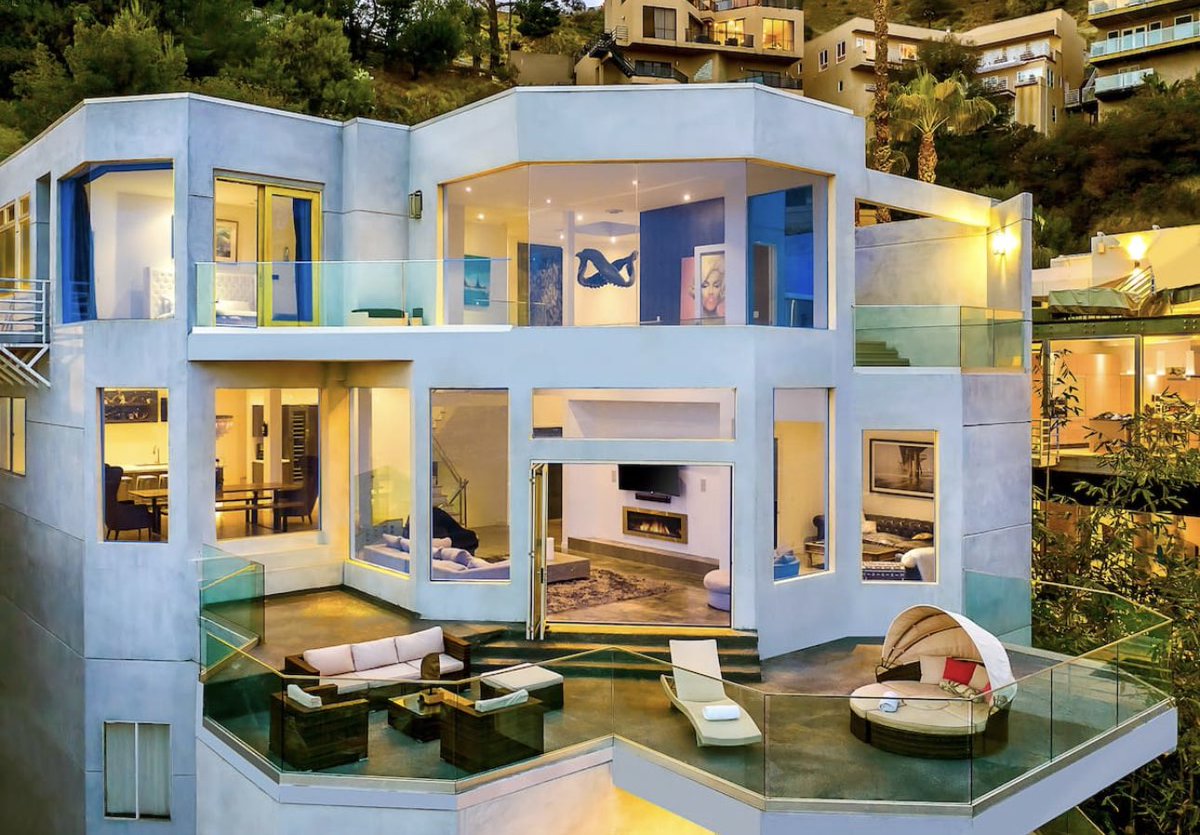 METABILLIONAIRE tweet media