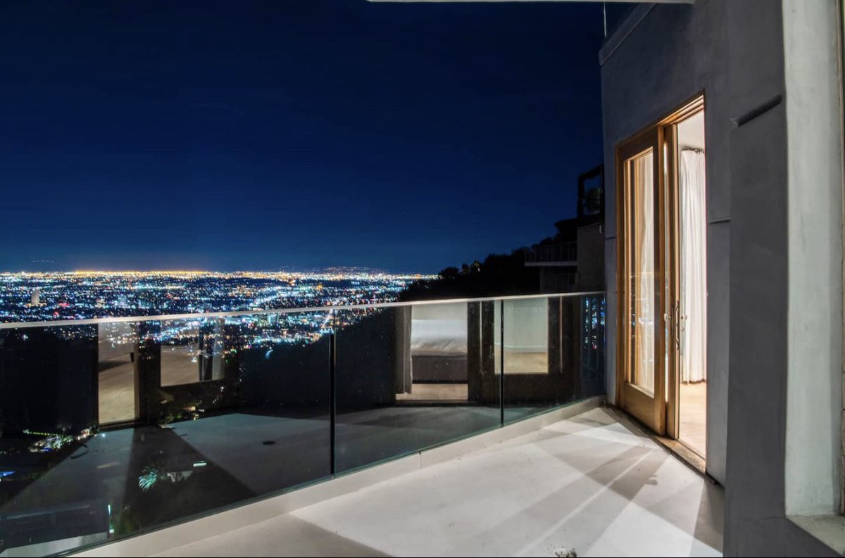 METABILLIONAIRE tweet media