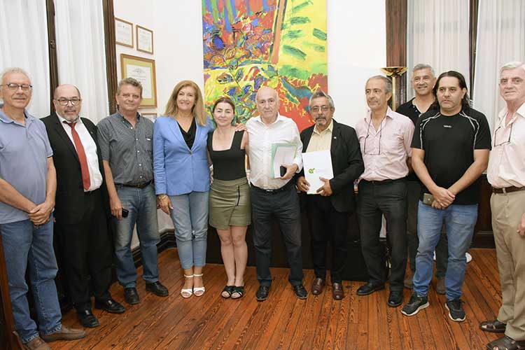 Entre Ríos: Buscan fomentar la educación cooperativa

bit.ly/3nfYGx7