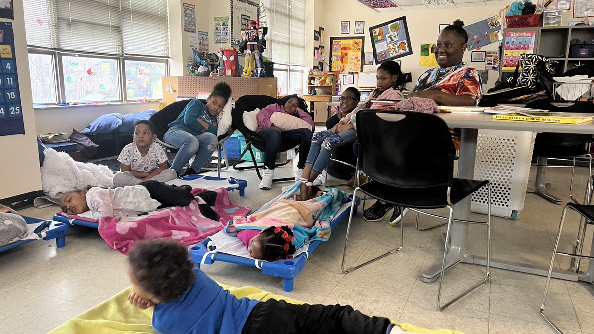 NeighborMKE's tweet photo. This afternoon, some NH youth enjoyed “Despicable Me”. Similar to how the girls help Gru become a better person, Neighborhood House has helped transform lives for the better throughout its 77 year history. How has NH helped to make your life better? https://t.co/QhFWUzTu1R