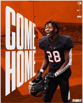 TreYanez's tweet photo. ALL GLORY TO GOD. After a great conversation with @CoachBVOdom I’m extremely blessed to have received my first offer from East Central University! @CoachJRayburn @KyleMossakowski @Brett_Gilchrist @drkharp @LSHS_FBRecruits @_EliteProspects @DonnieBaggs_ @CoachShaw_Jake https://t.co/V0LBNSDAeZ