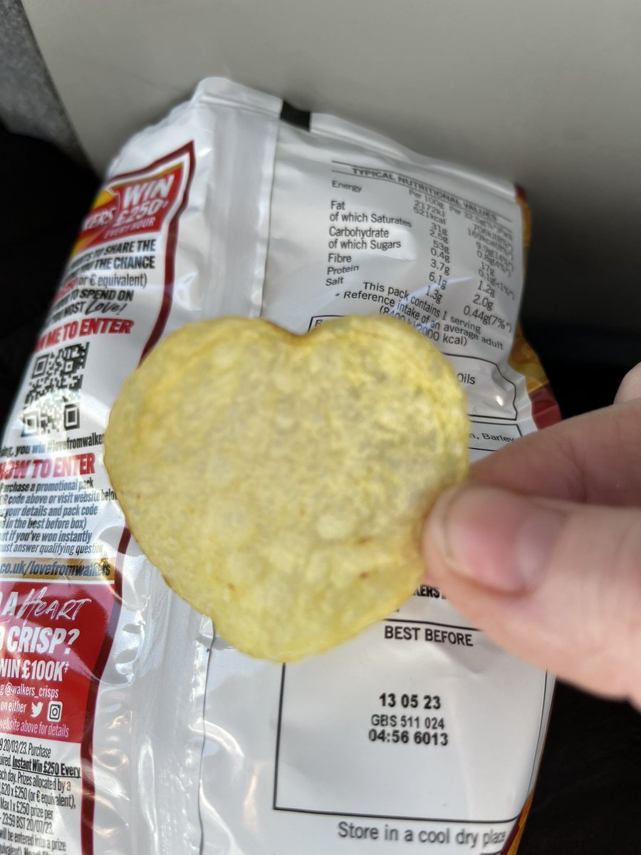 traxxy11's tweet photo. @walkers_crisps I’m still waiting for a reply too! @Canerri and there was me thinking they were just ignoring me! https://t.co/4sv5HL5cqj