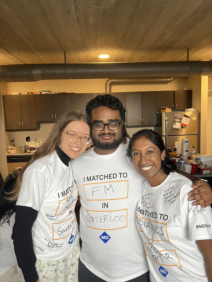 Sajine Sathiaselan (she/her) 🌈 tweet media