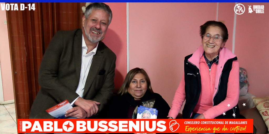 pbusseniusd14's tweet photo. Continuamos con nuestro recorrido por distintos sectores de nuestra comunidad conversando con nuestro vecinos del nuevo proceso constitucional, Pablo Bussenius Cornejo, Candidato a Consejero Constitucional.
#votad14 #experienciaquedacerteza #puq #natales #Porvenir #PuertoWilliams https://t.co/teQWsSZK0C