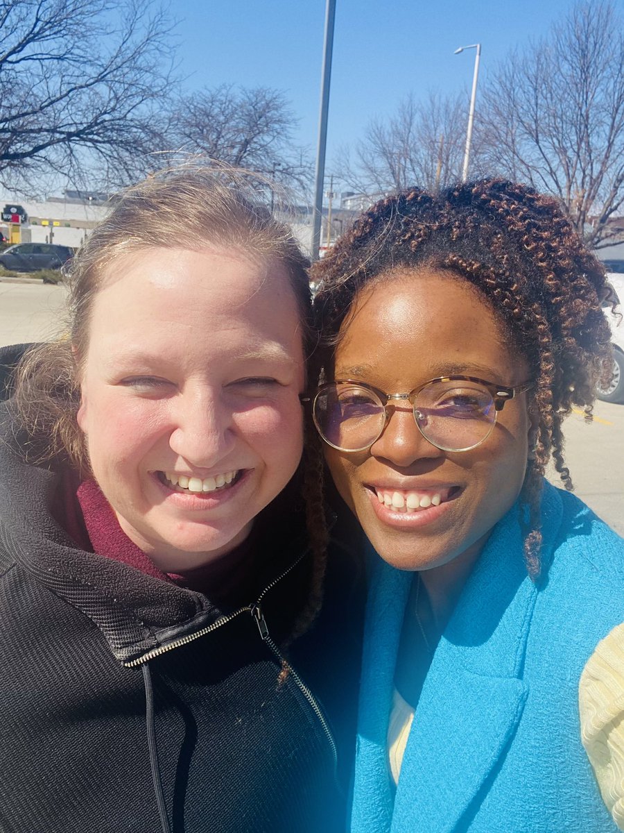 Akamba Jeannine tweet media