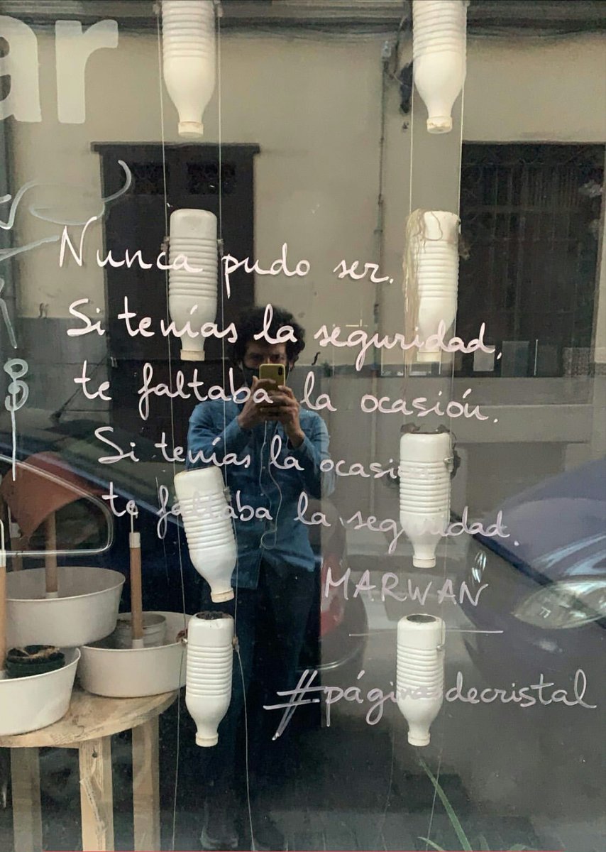 "Nunca pudo ser.
Si tenías la seguridad te faltaba la ocasión.
Si tenías la ocasión te faltaba la seguridad"
