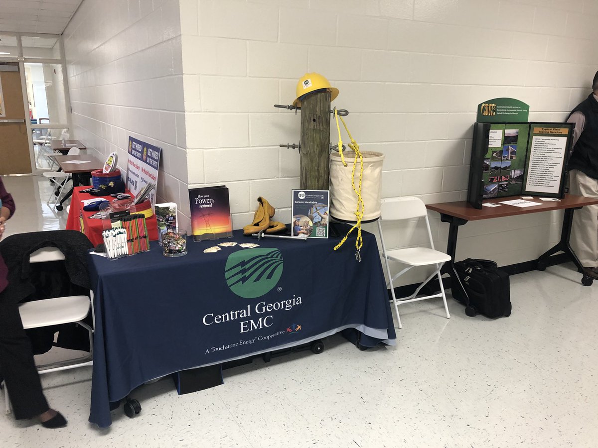 Jameda Owens (@jamsfantastic85) on Twitter photo Today was a complete scene! The <a href="/IA_HCS/">Impact Academy HCS</a> Annual Career Fair was an amazing success! With nearly a dozen partners hiring on spot, tens of partners sharing action steps, support, & awesome freebies🤣, it was beautiful. A huge 📣 for Ms. Prisk, our lead counselor.#Access#Opportunity Today was a complete scene! The <a href="/IA_HCS/">Impact Academy HCS</a> Annual Career Fair was an amazing success! With nearly a dozen partners hiring on spot, tens of partners sharing action steps, support, & awesome freebies🤣, it was beautiful. A huge 📣 for Ms. Prisk, our lead counselor.#Access#Opportunity