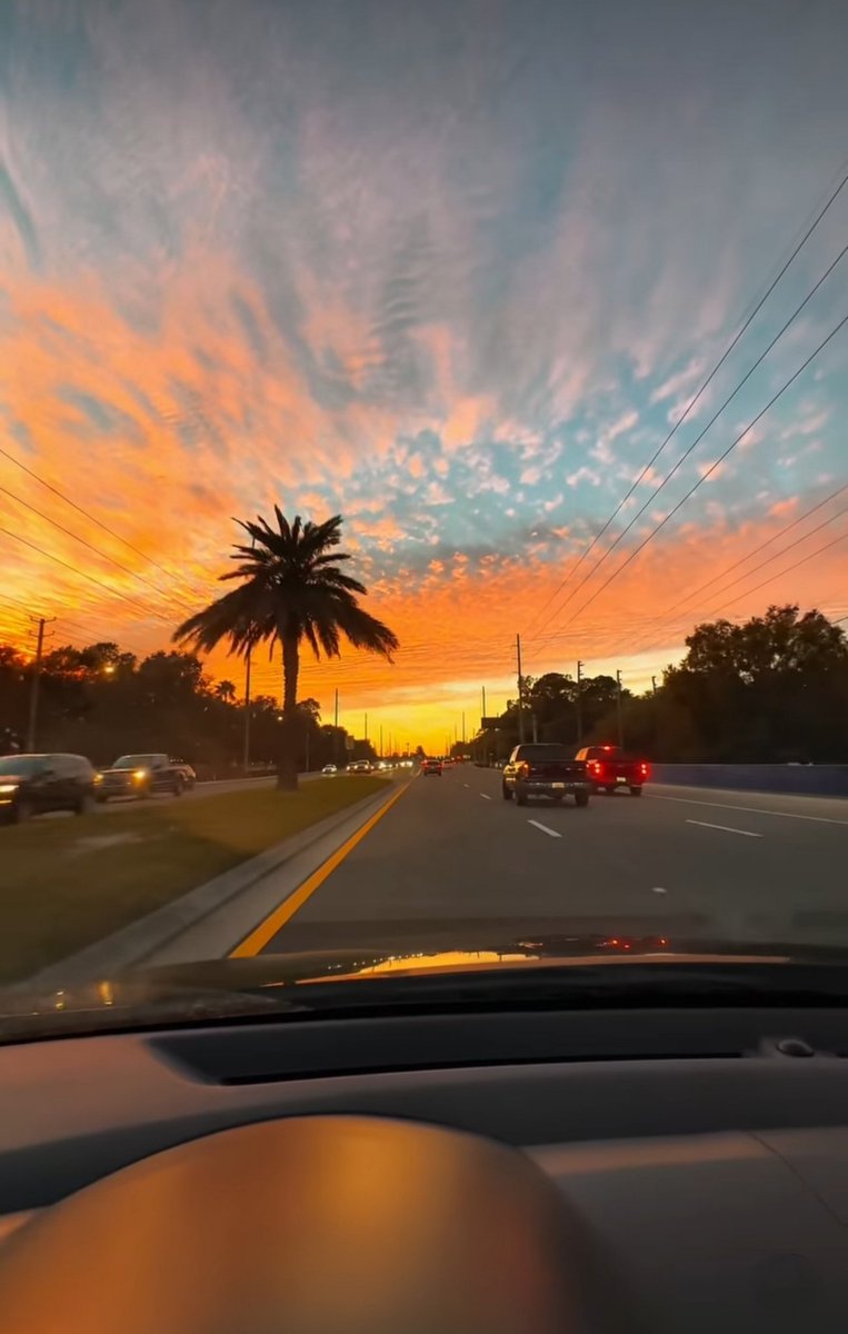 Viajar mirando atardeceres >>>>