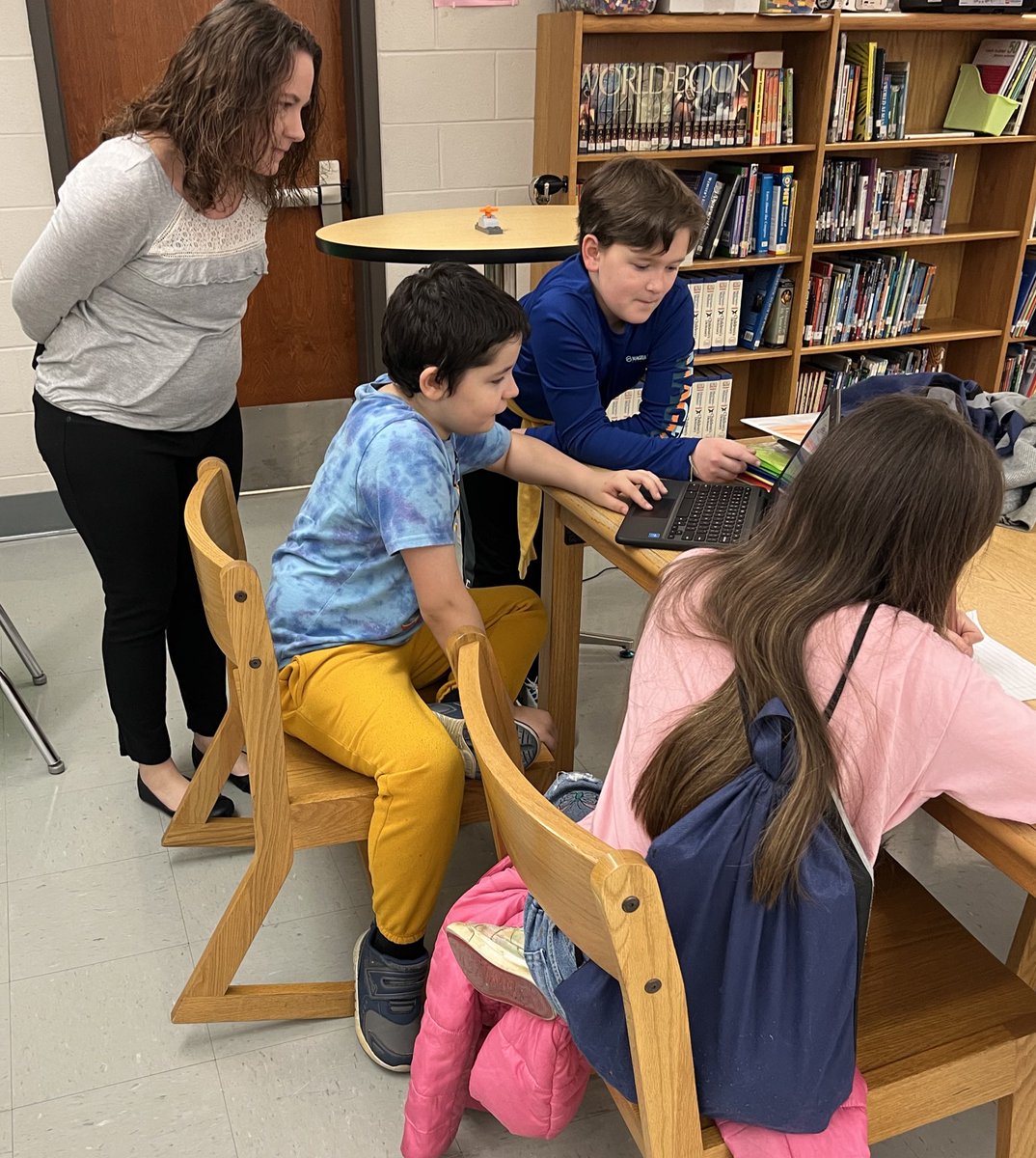 SMuehleman's tweet photo. KET Young Tiger Writers Submit!  After an amazing year of Author Visits these Tigers are thrilled to share their writing with help from @mechelle428. Thanks for this awesome opportunity. 
@educationket  @AmyGrantKET @murrayschools https://t.co/ceH9tt3Hb5