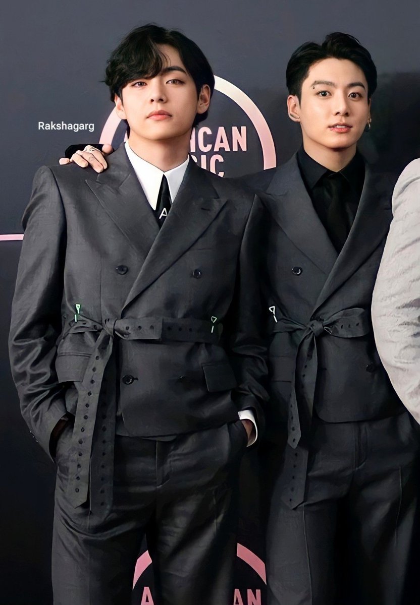 tekookmoments's tweet photo. you all moved on from grammy taekook waaaay too fast. https://t.co/jnnjPNwsoI