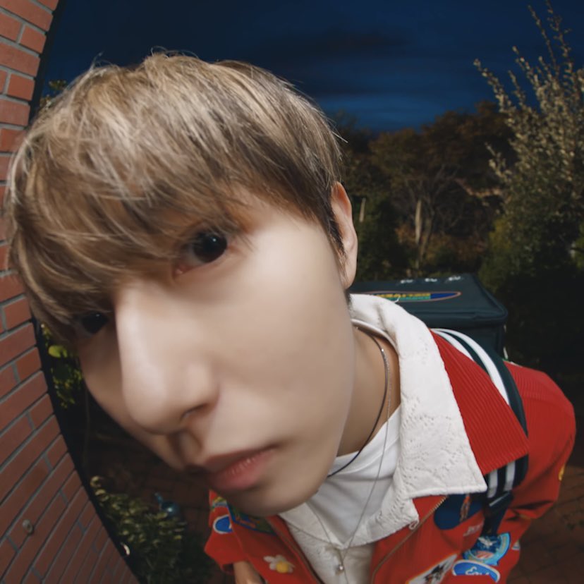 nyoiiing's tweet photo. 언제나 내 행복의 이유가 되어줘서 
너라는 사람을 사랑하게 되어서 너무 감사해
고마워 내 인생이라는 영화에 나와줘서❤️
#또있지또있지_런쥔이_생일
#Golden323RenjunDay https://t.co/eGYSC74m5O