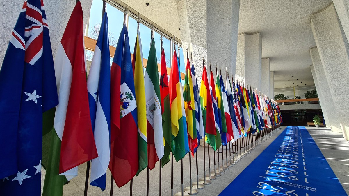 DavidCriekemans's tweet photo. If we're about to spend more on #defense, perhaps we should also spend more on #diplomacy. However deep the divisions in the world system might be, if we no longer try to engage in difficult conversations, the only alternative becomes divide &amp; conflict. https://t.co/uAWUwiJBmk