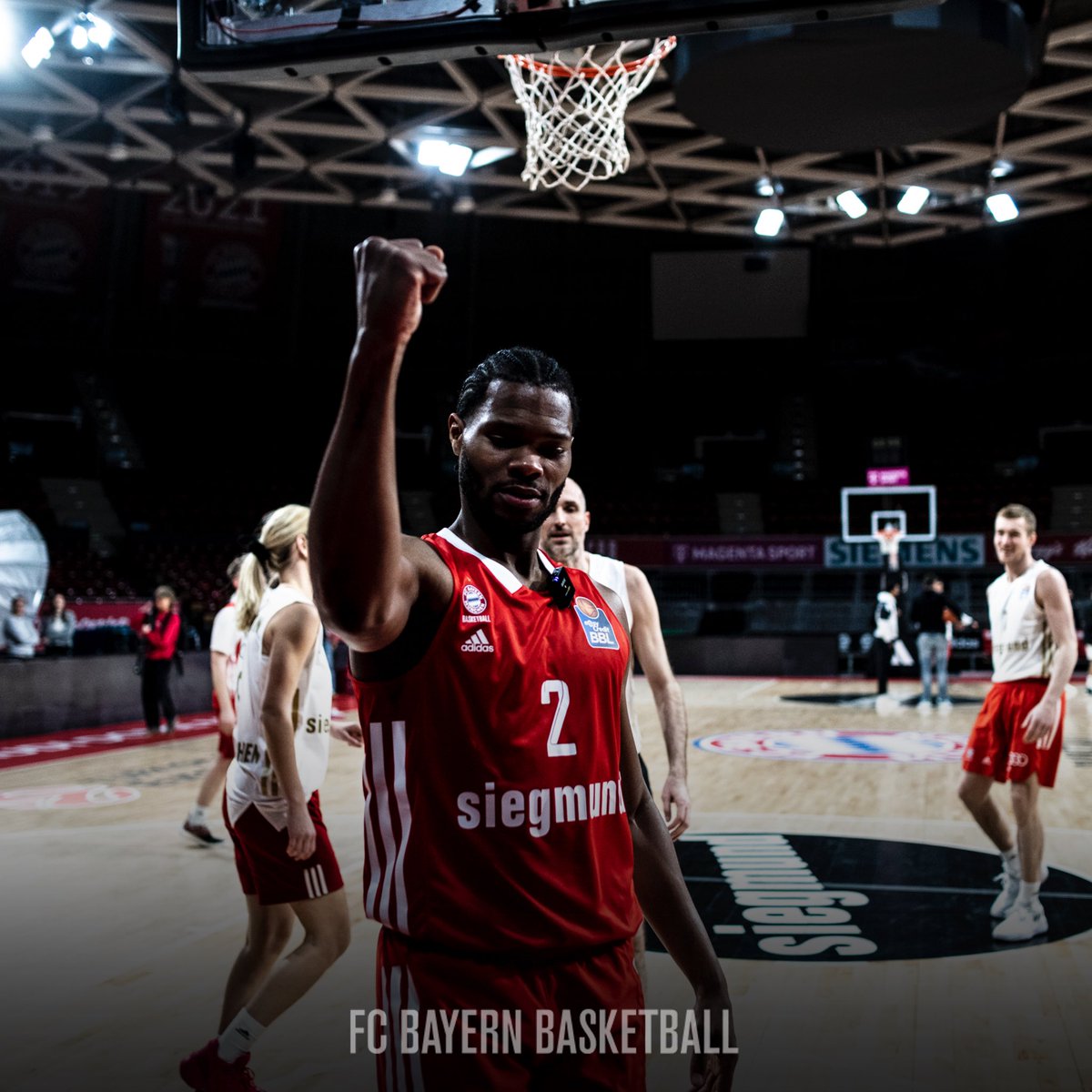 FCBBasketball's tweet photo. โญ๐ ๐ญ๐ช๐ฉ๐ฉ ๐จ๐ณ๐ณ-๐บ๐ป๐จ๐น ๐ซ๐จ๐, it's a wrap! ๐โญ
How did you like it?
All clips on YouTube!
โถ https://t.co/aCjQ0jU0Jd
#FCBB #AllStarDay || by #Siegmund
___
#WeBallTogether @vitaminDseeley @cassiuswinston https://t.co/idrT0ZmRlf