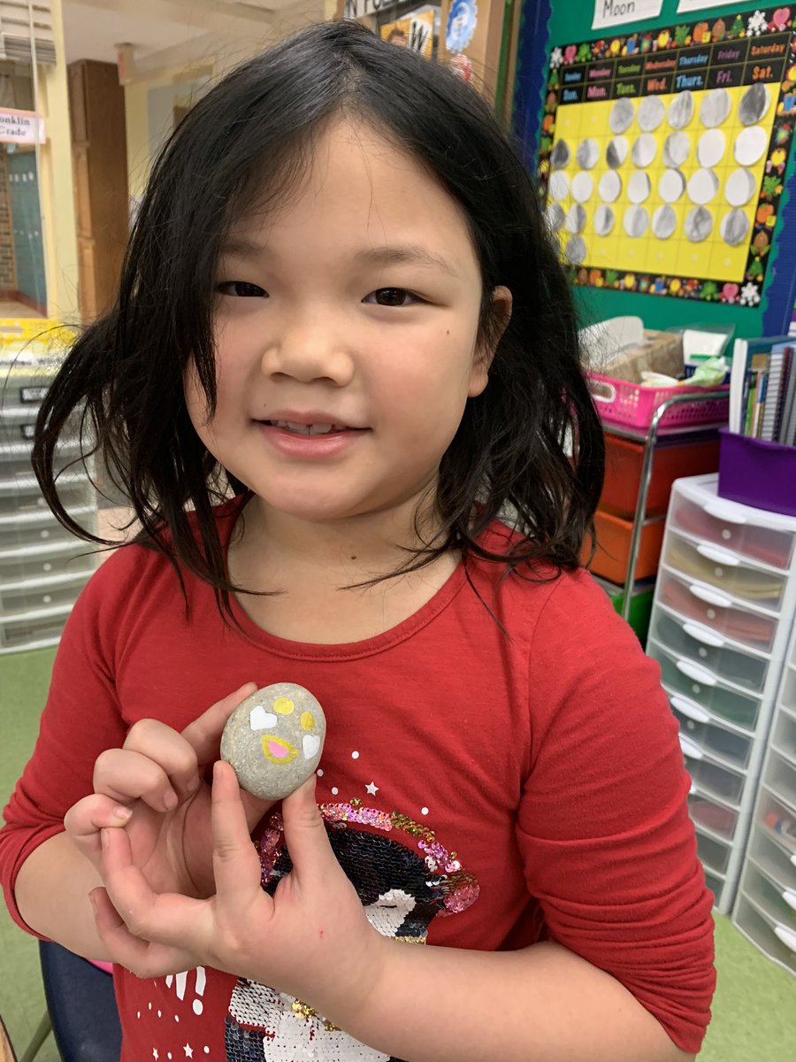 Jennifer Conklin (@_mrsconklin) on Twitter photo Thank you, Ms. Priore, for stopping by 1-C to read us Ishi and then lead us in a craft! We had a “rocking” good time!! #heathcotepride <a href="/ScarsdaleEdu/">Scarsdale Schools</a> Thank you, Ms. Priore, for stopping by 1-C to read us Ishi and then lead us in a craft! We had a “rocking” good time!! #heathcotepride <a href="/ScarsdaleEdu/">Scarsdale Schools</a>