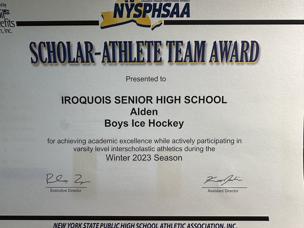 On and off the ice! 👊🏻👨🏼‍🎓
<a href="/AldenCSD/">Alden CSD</a> 
<a href="/IroquoisAthlet1/">Iroquois Athletics</a> <a href="/Alden_Athletics/">Alden Athletics</a>