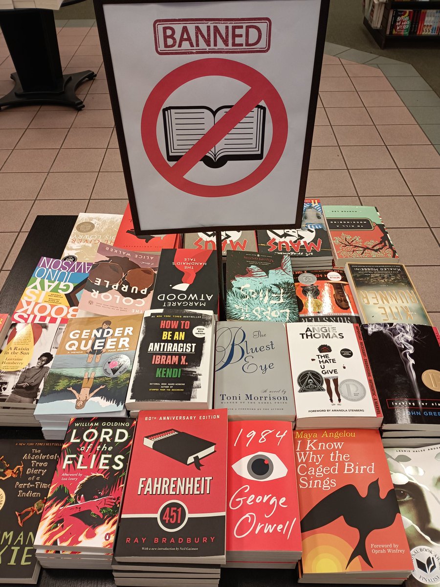 atlcolorist's tweet image. These are where I donate books #freelittlelibrary #littlefreelibrary #donate #books