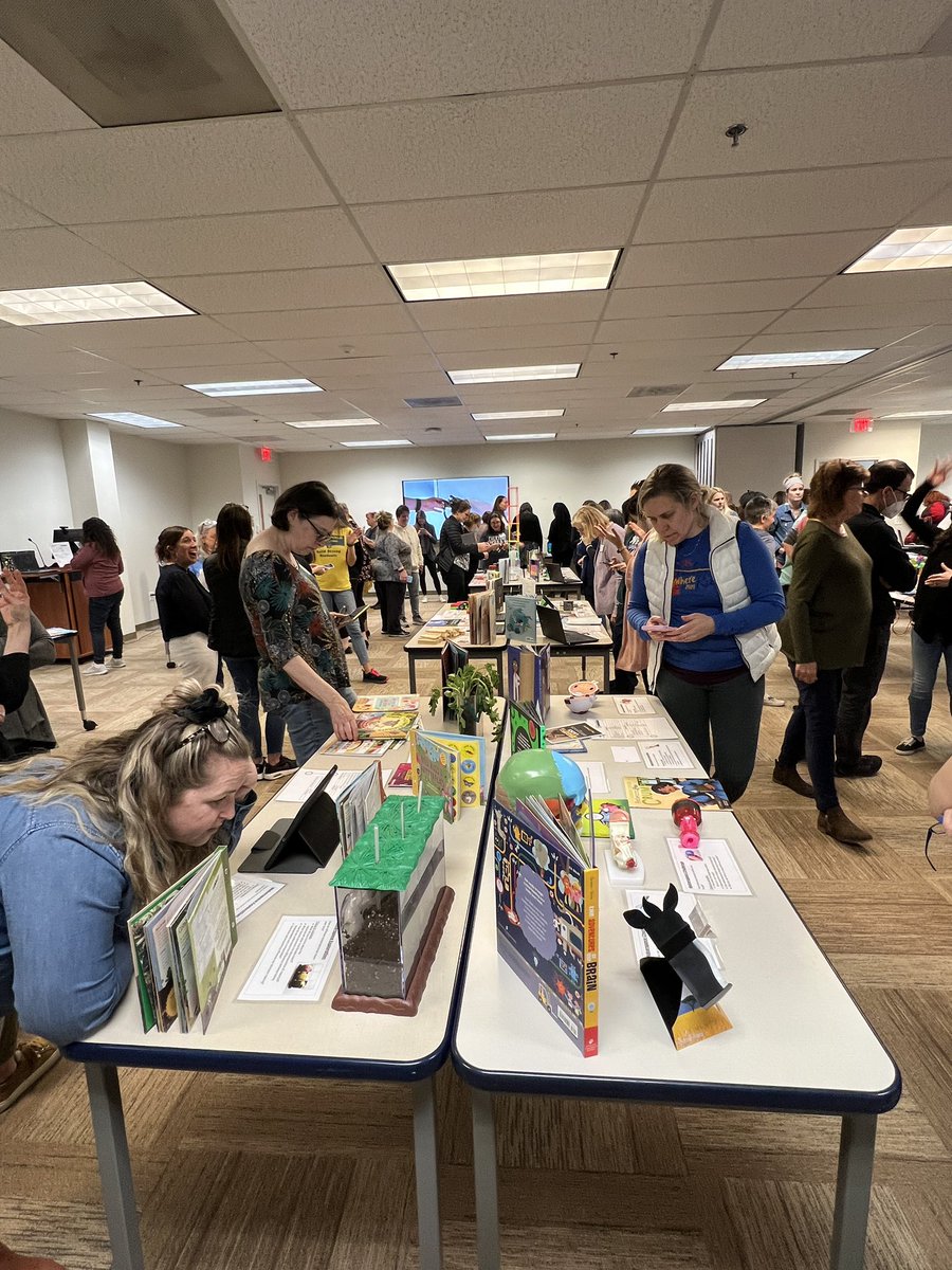 ktrenkamp2's tweet photo. Kudos to @LaDucaSTEM and @gingercberry for an amazing STEAM Showcase today. Two incredible teacher leaders helping SLMP re-imagine library media programs! @OCTO_MCPS @MCPS https://t.co/6NE6YIzliO