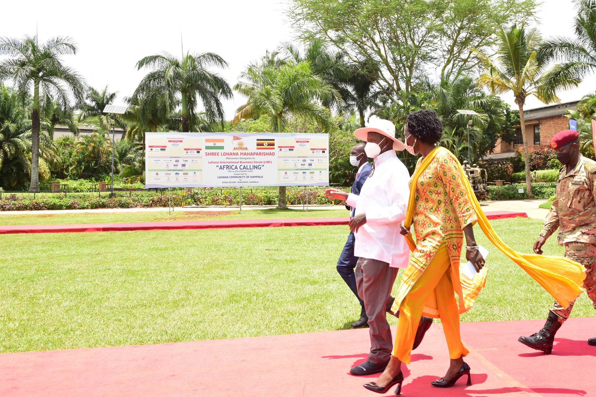 KagutaMuseveni's tweet photo. This  economy can grow very fast to half  a trillion dollars if you add value to all our raw materials. I thank them and wish them good luck. https://t.co/ka9i57GJXu