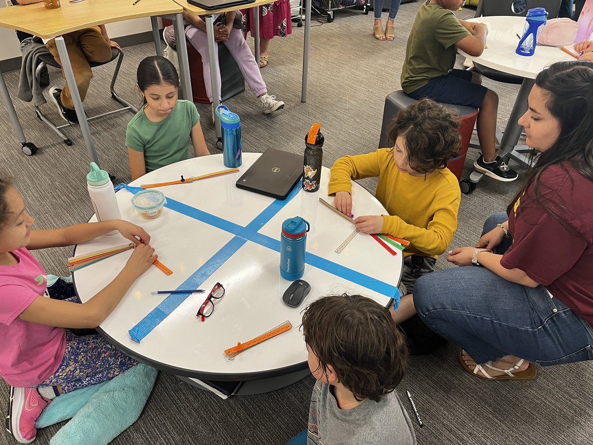 ChristieElem's tweet photo. Math fluency practice with 7’s today. #fisd3 #FriscoGutureReady #FISDMadeToShine https://t.co/cEi6wKKRNv