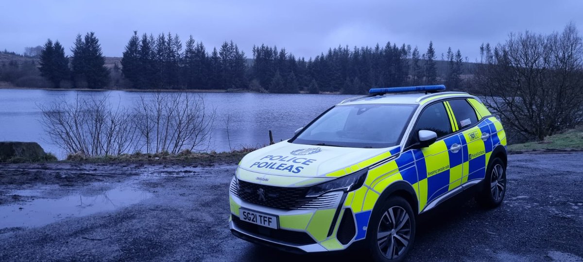 Community Officers from Upper Nithsdale are on patrol this evening. We are patrolling our rural areas to protect our communities. Targeting those who commit rural crime is a priority for. If you see anything suspicious note details of vehicles etc & call 101. #viewfromtheoffice