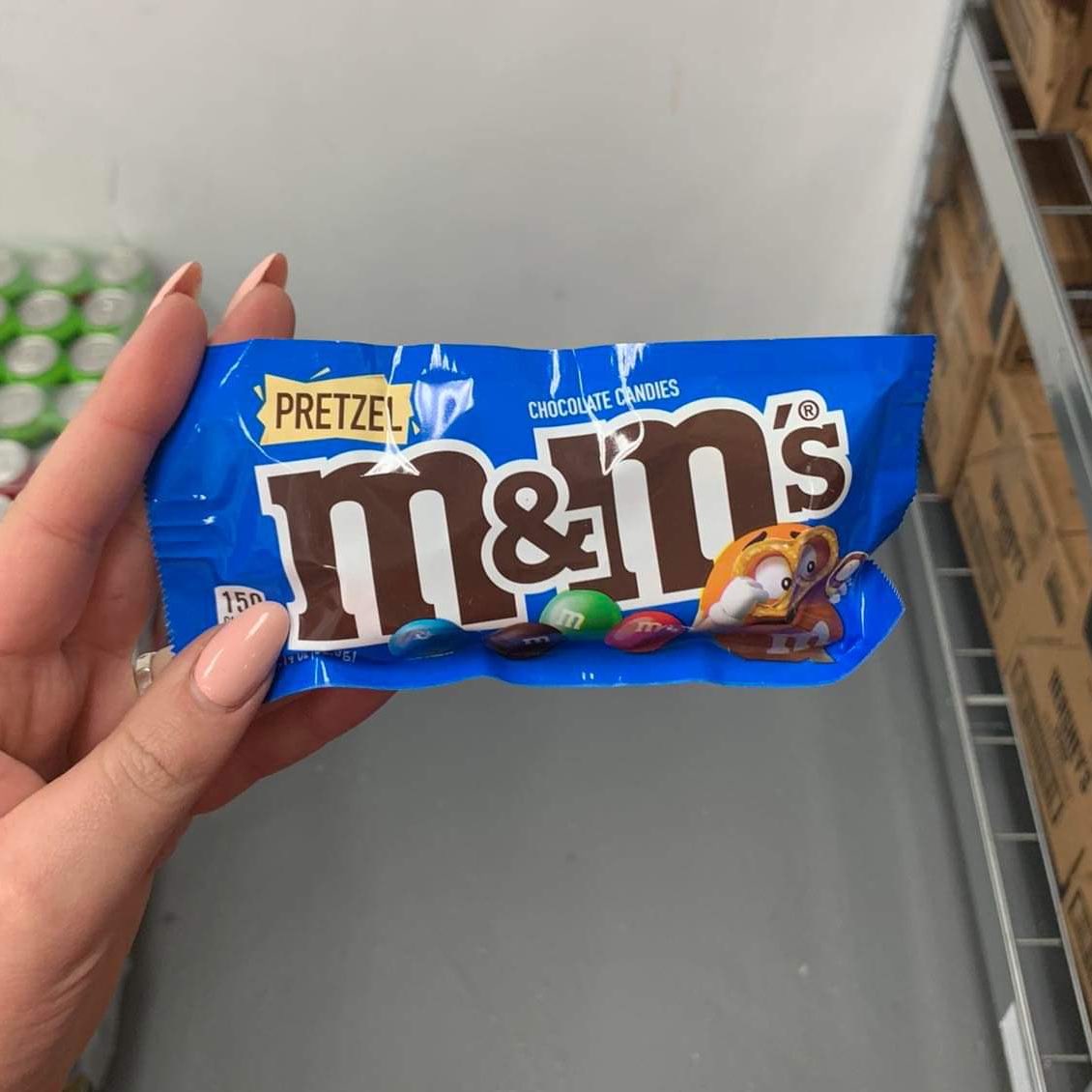 sweetplanet_pl's tweet photo. Znudziły Wam się zwykłe m&amp;m’s? W naszym sklepie znajdziecie niezwykle smaki z całego świata! 😎 https://t.co/IncvaBwMMD https://t.co/F4muCVnD3T