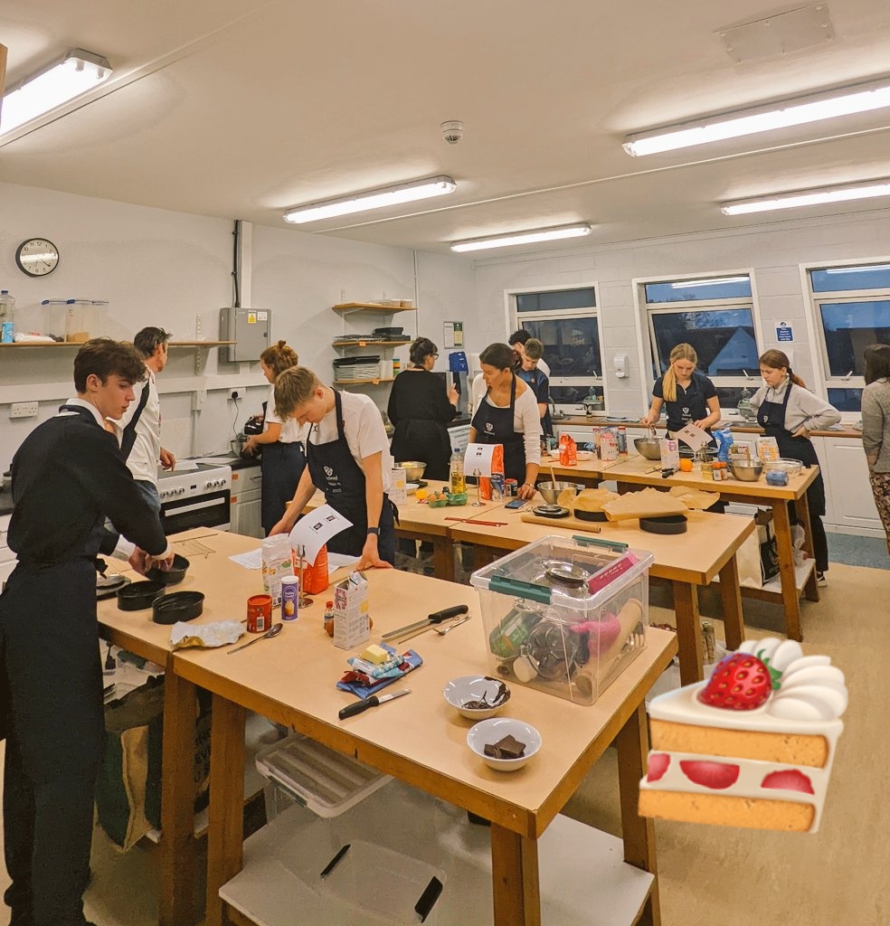 On your marks, get set, BAKE! The Felsted Bake Off 2023 Final has begun 🧁🍰 #FelstedFun #ILoveBoarding #FelstedFamily