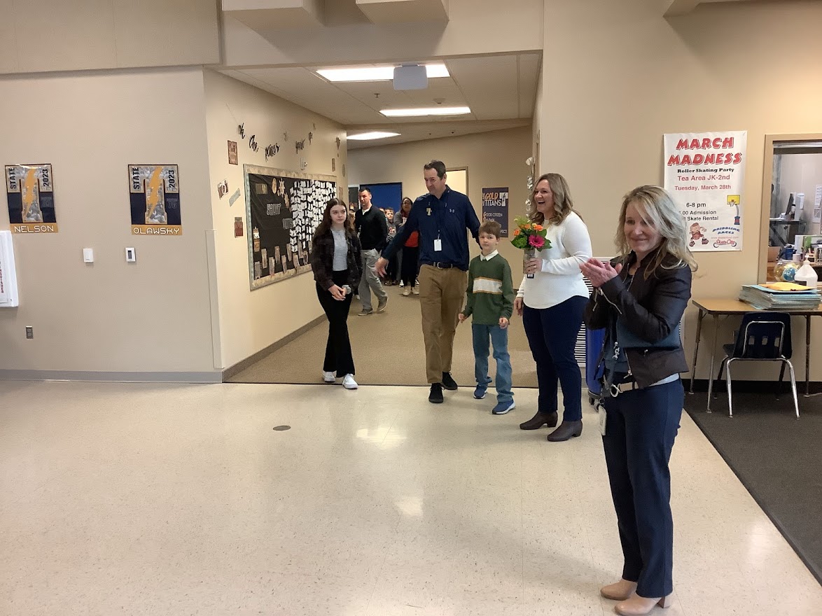TeaAreaDistrict's tweet photo. Congratulations to Dr. Samantha Walder!!

Dr. Walder, Legacy Elementary Principal was named South Dakota's Elementary Principal of the Year.  

Here are some clips of the announcement today with the help of our Titan parade!

#TitanPride https://t.co/57fF02uaxH