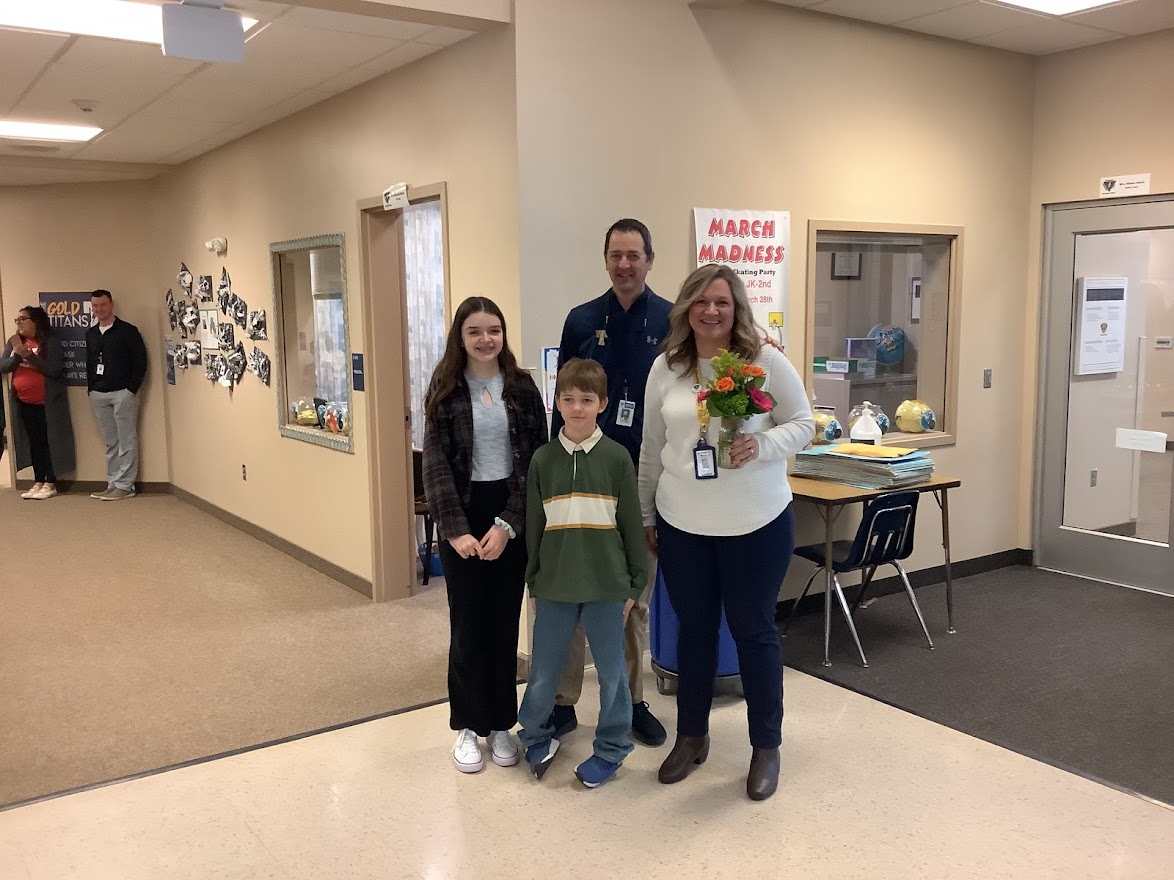 TeaAreaDistrict's tweet photo. Congratulations to Dr. Samantha Walder!!

Dr. Walder, Legacy Elementary Principal was named South Dakota's Elementary Principal of the Year.  

Here are some clips of the announcement today with the help of our Titan parade!

#TitanPride https://t.co/57fF02uaxH