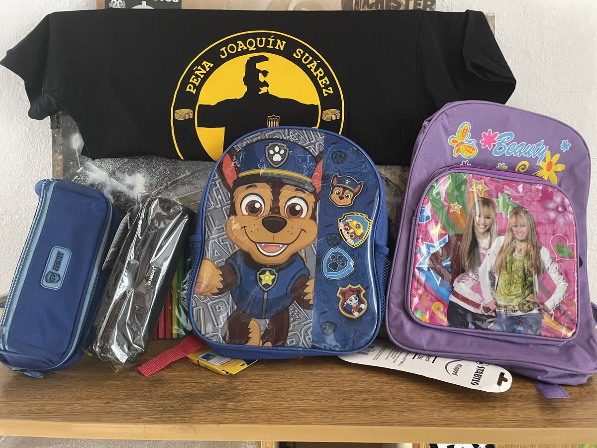 PenaRaulCal's tweet photo. Dijimos presentes una vez más… esta vez escuela de discapacidad intelectual 212 de Suárez. Agradecer al cuerpo docente por abrimos las puertas y permitirnos compartir un rato con los niños! Unos divinos 😍 solo me sale decir, PEÑAROL NOMA!!! https://t.co/s3JZWDdcHh