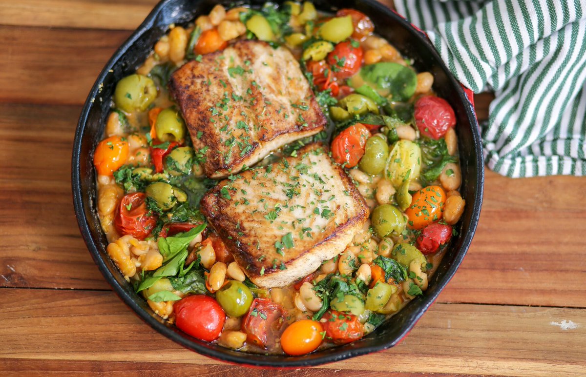 themadtable's tweet photo. Easter Sunday is almost here! Time to freshen up last year’s menu with one or all of these traditional recipes. https://t.co/jdqgL2ESLu
#easter #easterrecipes #EasterSunday https://t.co/wbtpMvTZlK