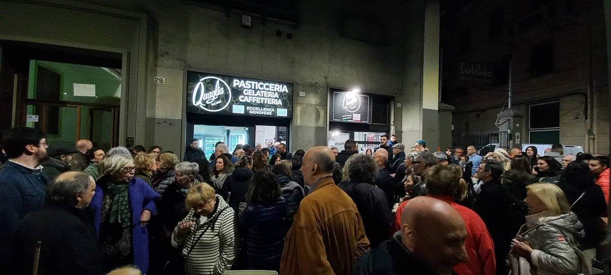 LadyPozzallo's tweet photo. #quaglia #iostoconquaglia #bringbackquaglia @rep_genova @GenovaEventi @ilsecoloxix @ComunediGenova @GenovaMore @primocanale @GenovaEventi @prolocosamp @iginiomassari il civico 29 di via cantore Genova vuol far chiudere la storica pasticceria!#sampierdarena si mobilita https://t.co/PJ5uuXMgEG