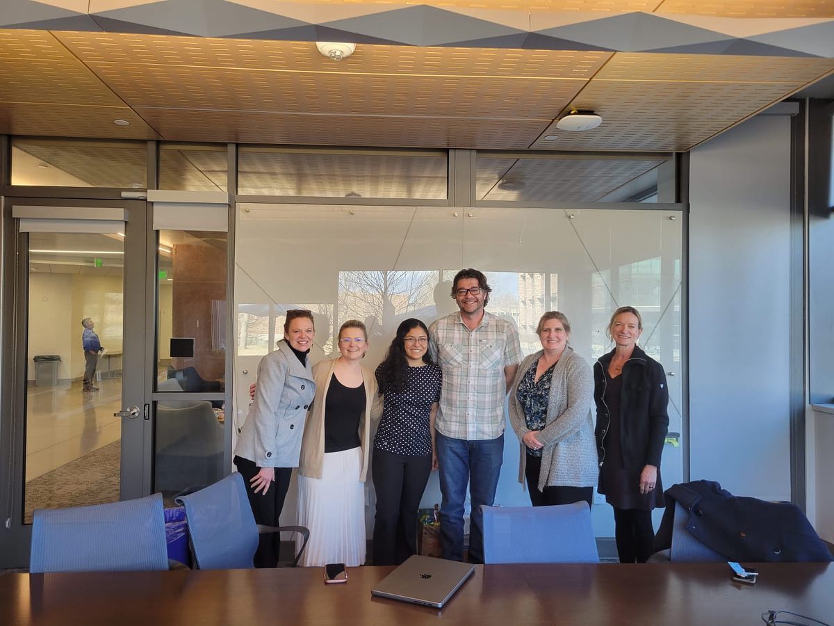 andreamendez92's tweet photo. Excited to announce I've successfully defended my PhD dissertation! I'm starting my postdoc soon, specializing in advanced white matter MRI. I will now focus on applying to neurology residency this upcoming cycle! https://t.co/BOKzyRZIBi