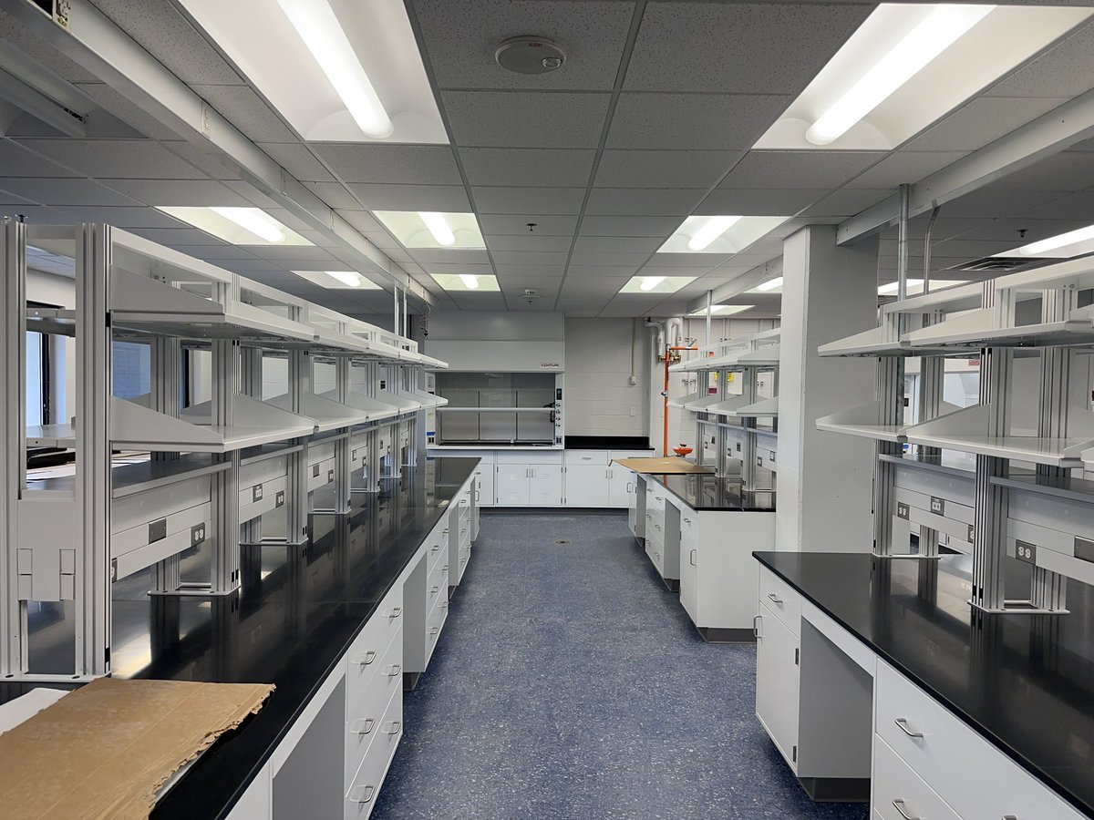 Ning_Dai_Lab's tweet photo. check out the new digs 
#itshappening
#newlab
#tooklongenough https://t.co/8ca4X1s53l