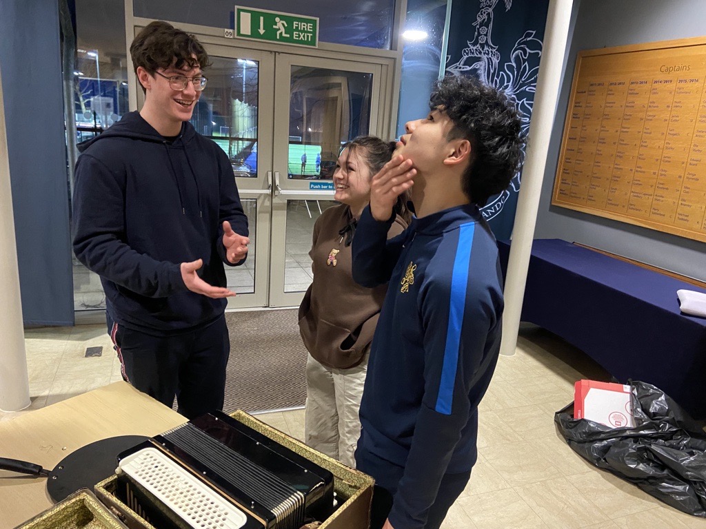 AcademicRugby's tweet photo. Are some things unknowable? Is bias inevitable in the production of knowledge? Our LXX IB students explored these questions and many more in the thought-provoking exhibitions they shared with their peers and teachers last night. #iborganisation #wholepersonwholepoint https://t.co/id4ItL32hP