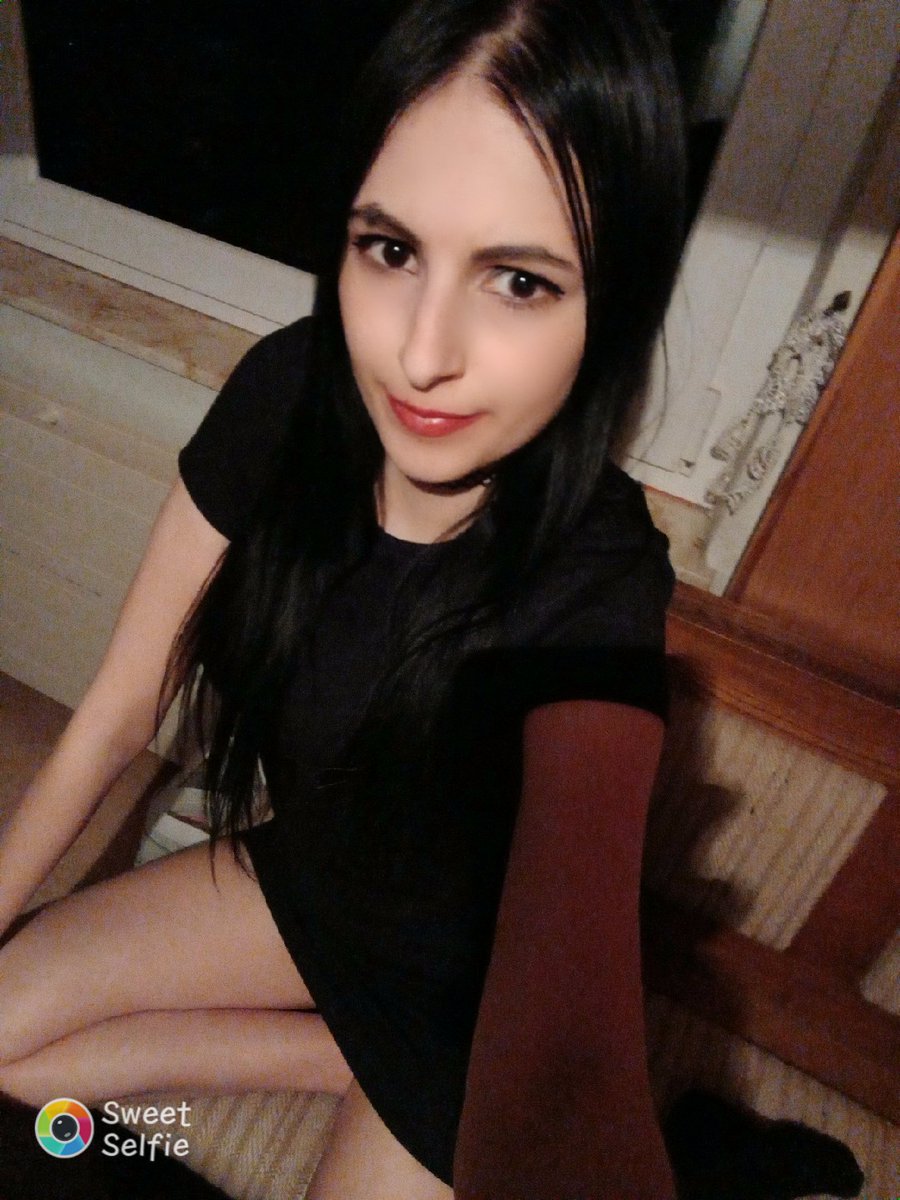 Regina Regina tweet media