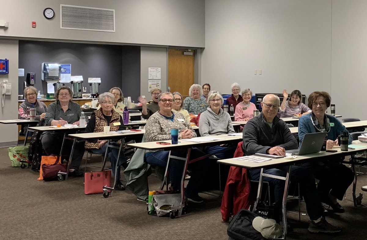 MJPollinatorUNL's tweet photo. Celebrating 50 years, National Extension Master Gardener Volunteer week! Thank you to our local volunteers! #EMG50 #NebExt #volunteering #gardening #EMGV https://t.co/SLCWgdwWlT